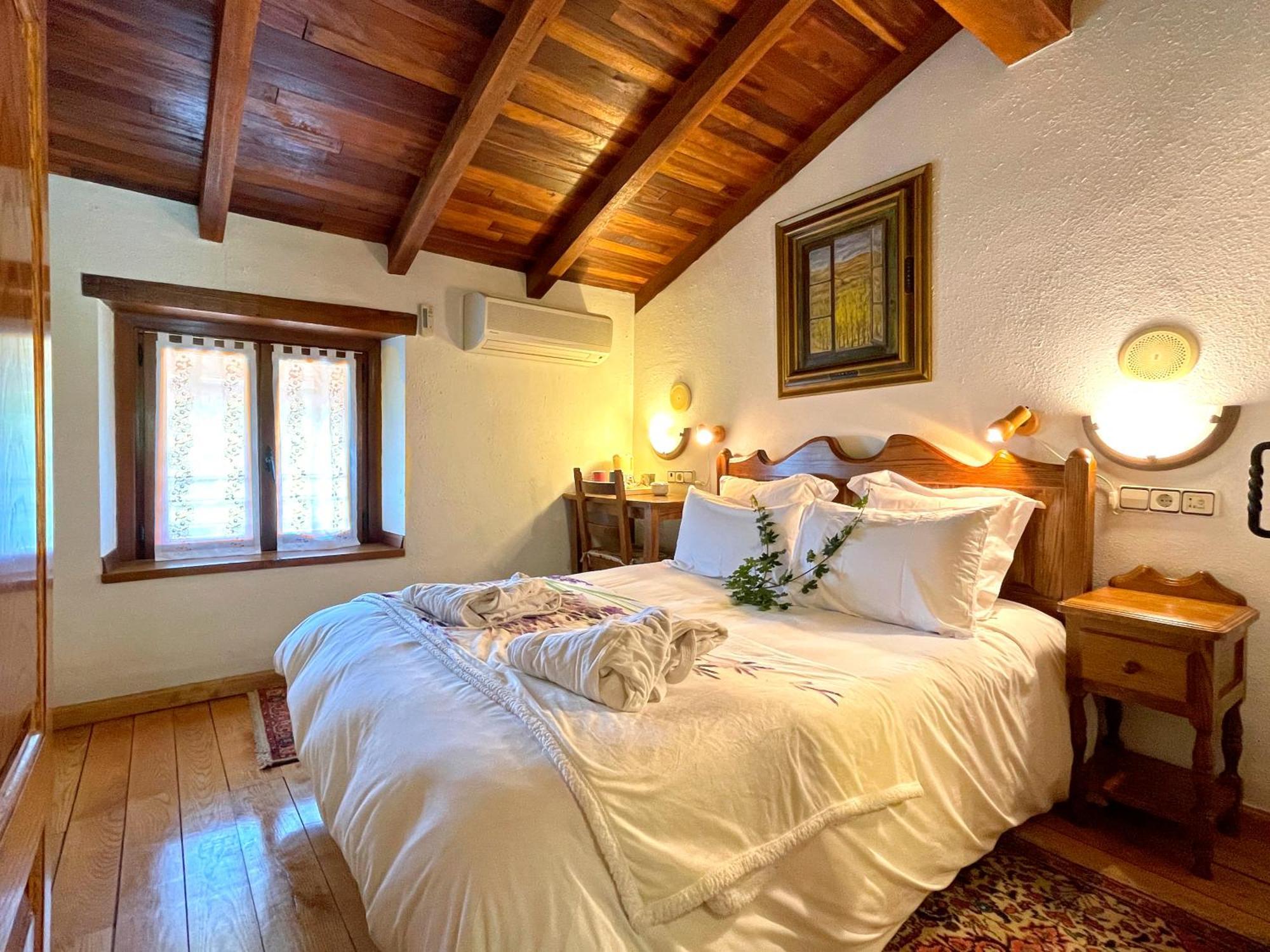 Hotel Peruskenea Jaunsaras Luaran gambar