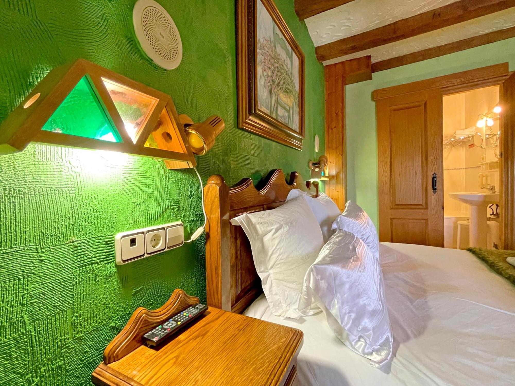 Hotel Peruskenea Jaunsaras Luaran gambar