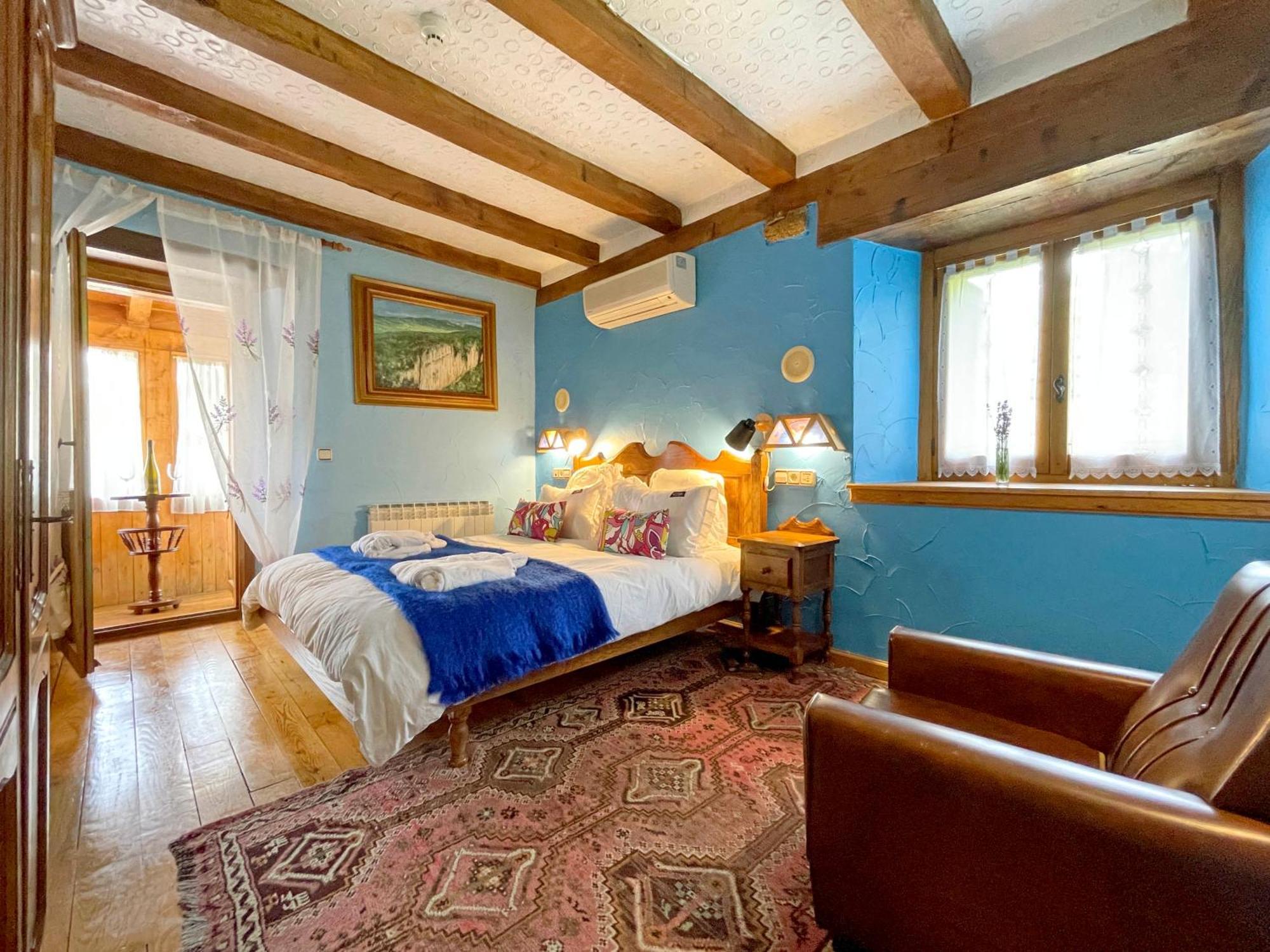 Hotel Peruskenea Jaunsaras Luaran gambar