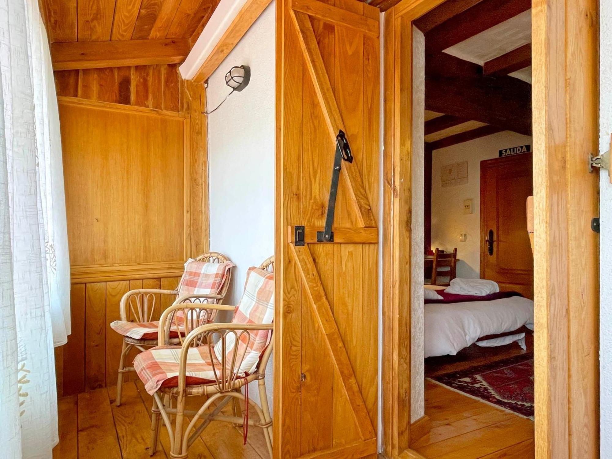 Hotel Peruskenea Jaunsaras Luaran gambar